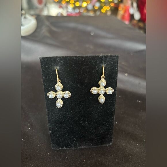 NEW Dangle Goldtone Earrings Brass Lead Compliant Fish Hook NWOT - Picture 1 of 8